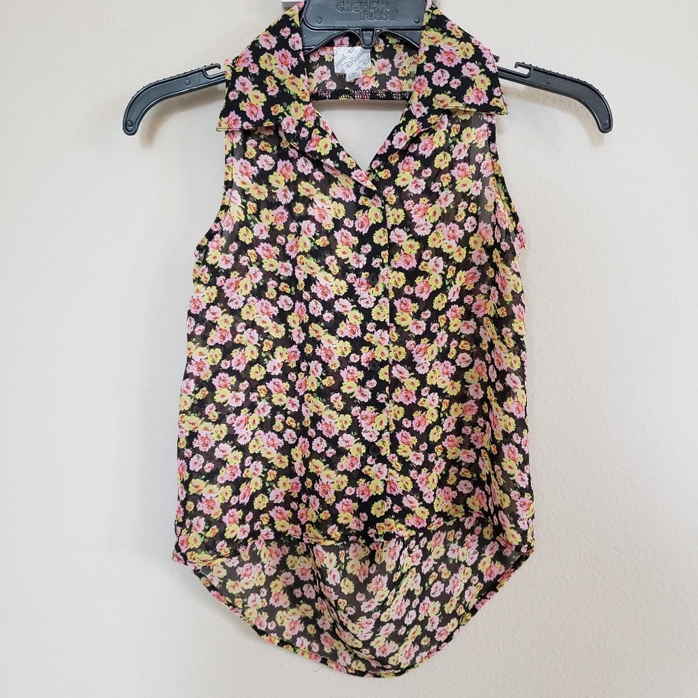 D- signed blouse size Medium